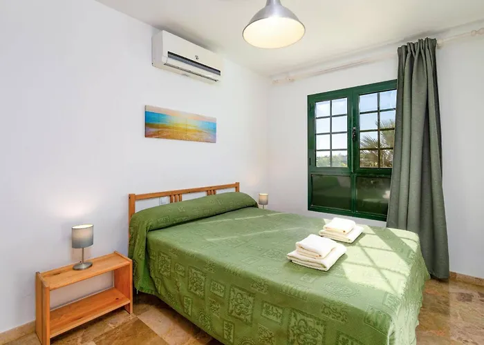 Jessica Lanzarote By プラヤ・ブランカ